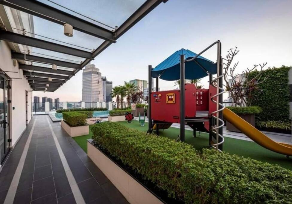 The Rixx @ Park Hyatt/smarttv65in/netflix Căn hộ *